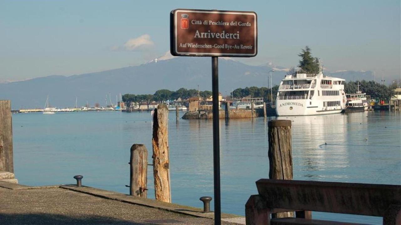 Appartamento Peschiera Peschiera del Garda Eksteriør billede
